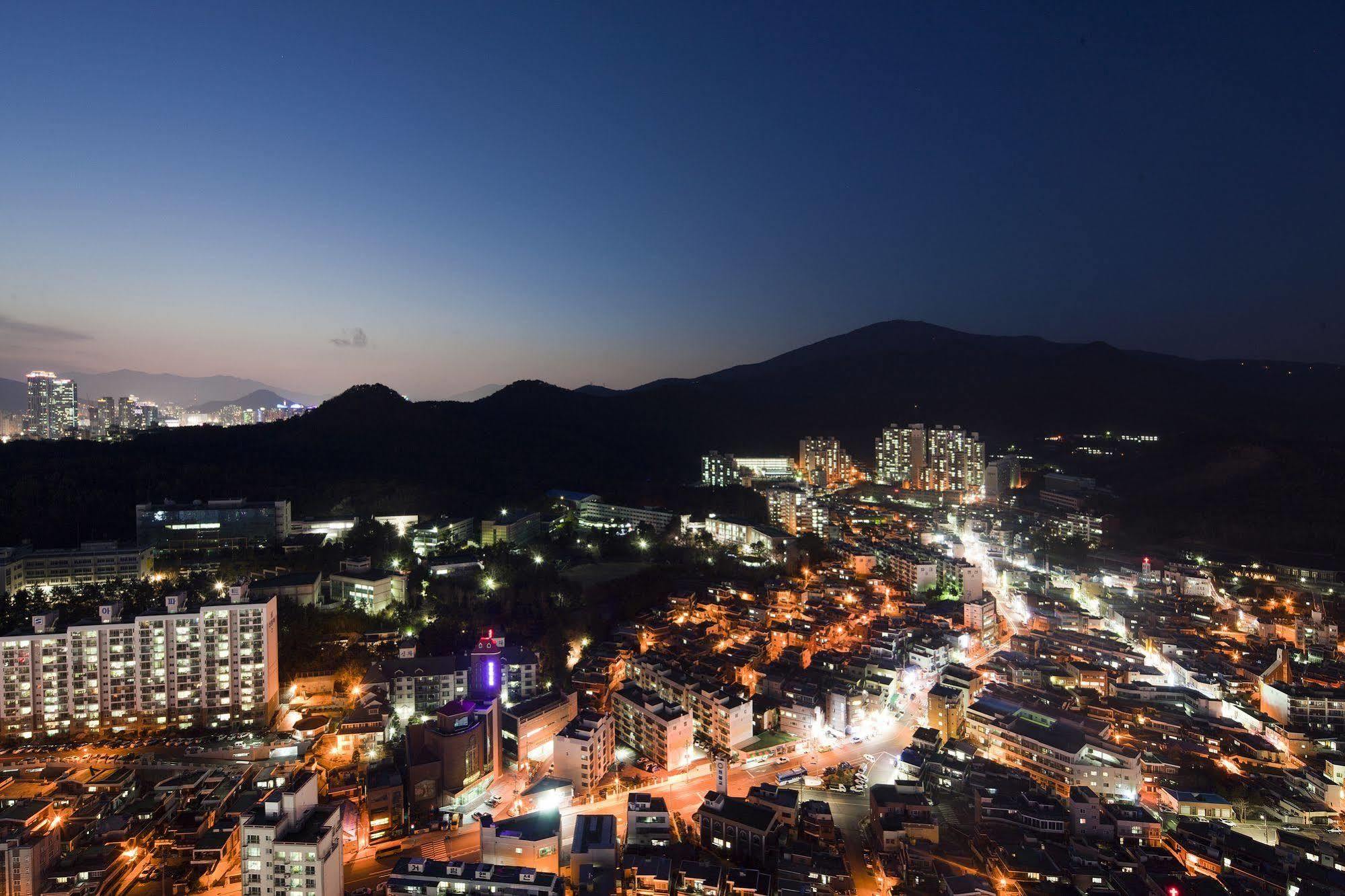 Felix By Stx Hotel & Suite Ciudad Metropolitana de Ciudad Metropolitana de Busan Exterior foto